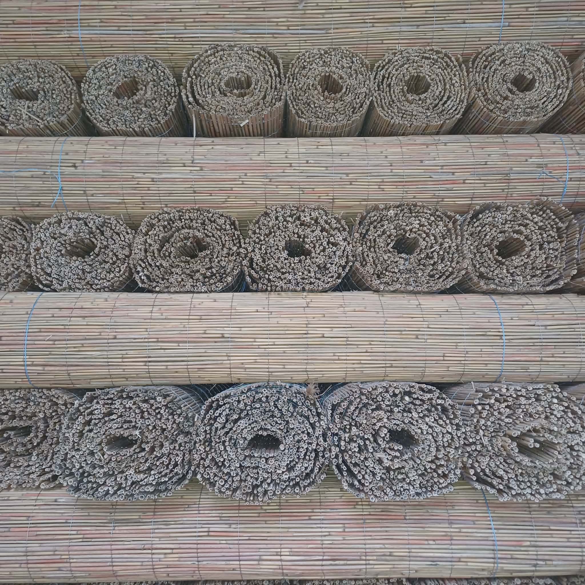 Rogojină din stuf cusută cu sârmă zincată - imagine 5