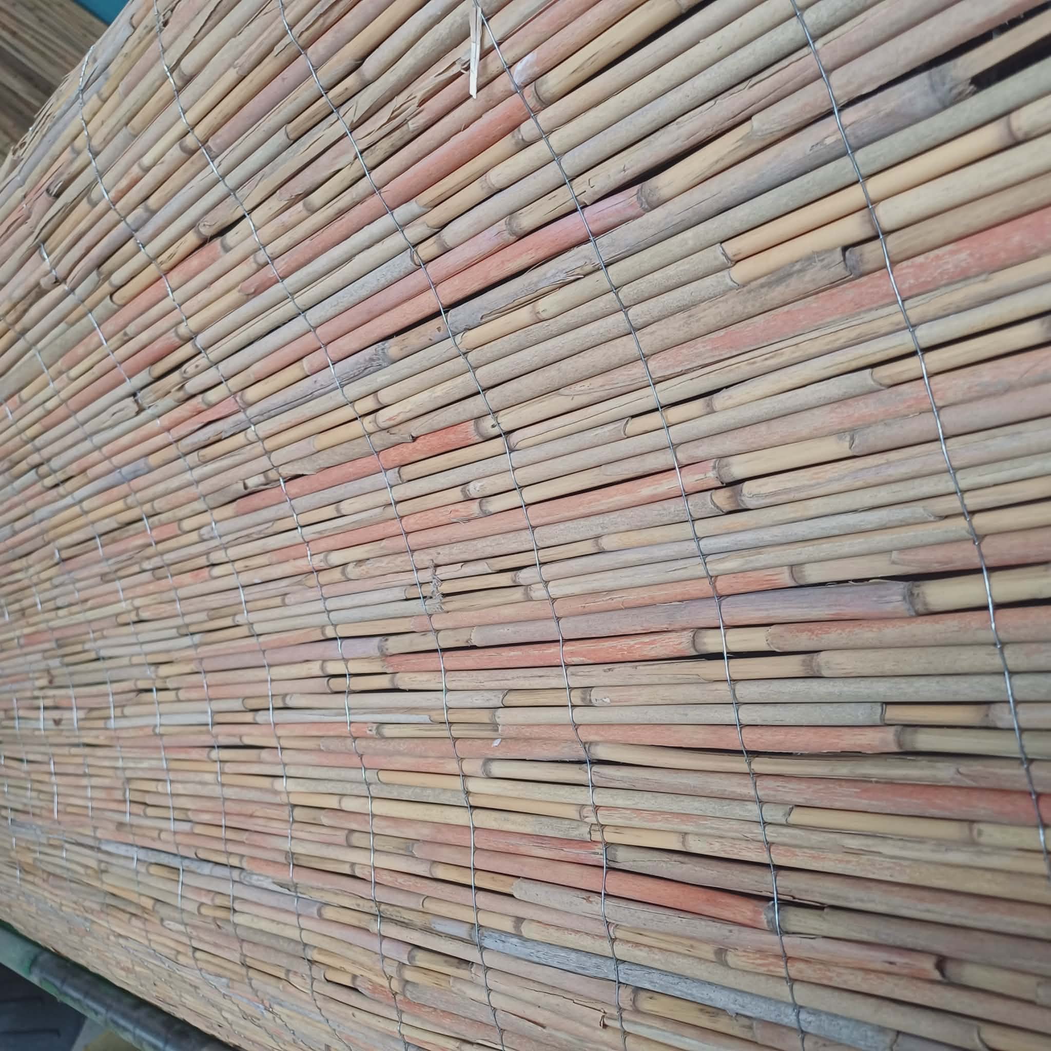 Rogojină din stuf cusută cu sârmă zincată - imagine 8